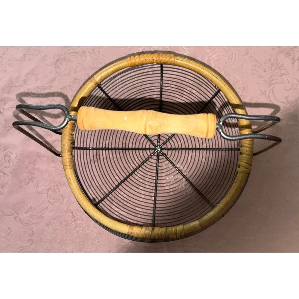 Vintage Wire‎ Basket French Style Bamboo Edge Wood Handle Eggs Fruit Vegetables